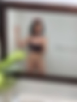 tsvanessa9in/pics/20211213-2300837304-Hi_babes_I_ve_been_so_good_this_year_._._._But_the_temptation_is_too_much_T.jpg