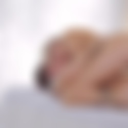 mc.naomi.nevena.balls.deep.massage.23.02.15_1080.mp4