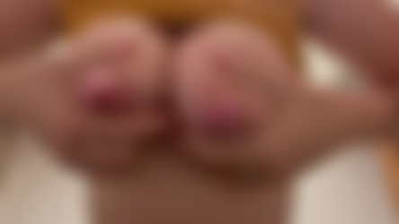 Bumpinbaccas/Bumpinbaccas_Oops-I-keep-spraying-the-lens-with-milk.mov