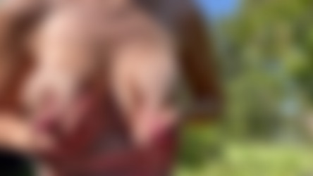 Bumpinbaccas/Bumpinbaccas_Outdoor-Milking.mov